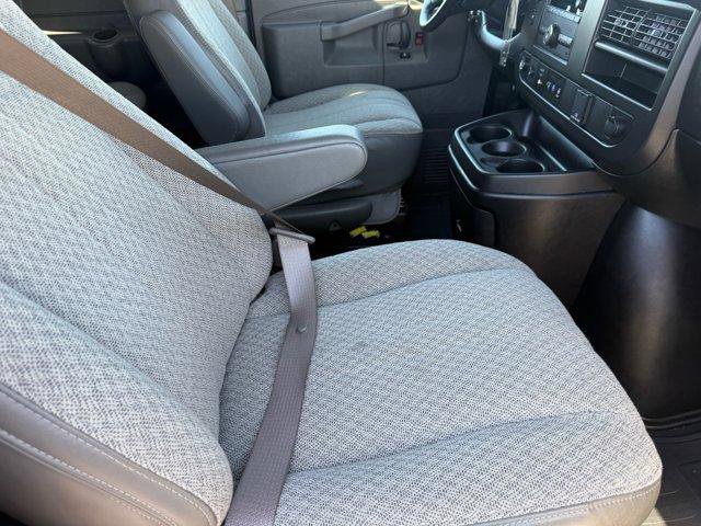 Used 2023 Chevrolet Express 3500 LS image 29