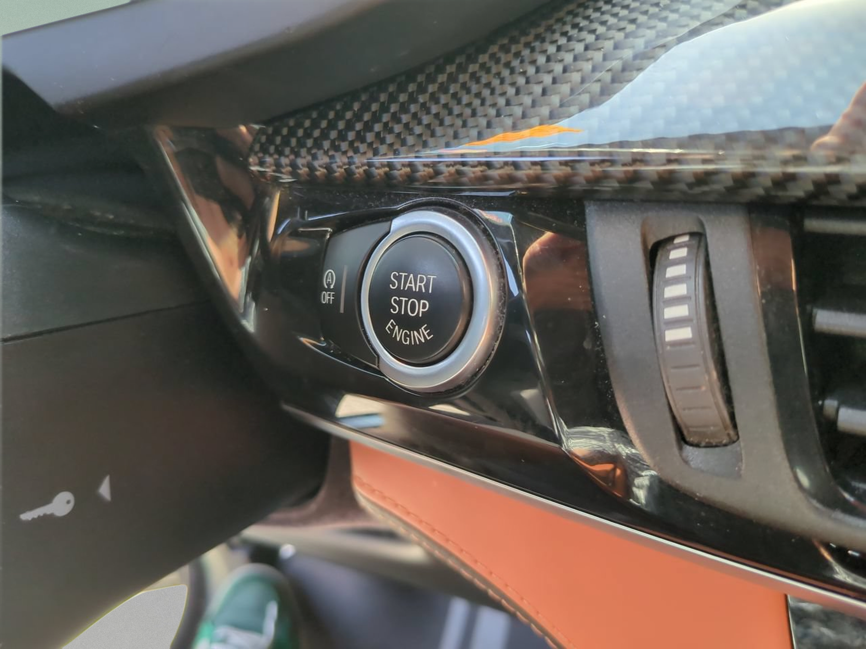 Used 2018 BMW X5 M AWD/4WD image 25