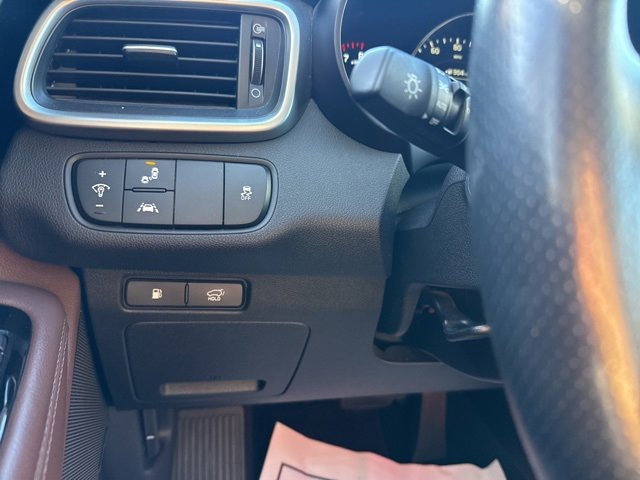 Used 2020 Kia Sorento SX image 22