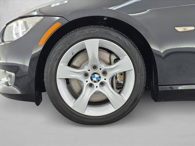Used 2013 BMW 335i Convertible RWD image 25