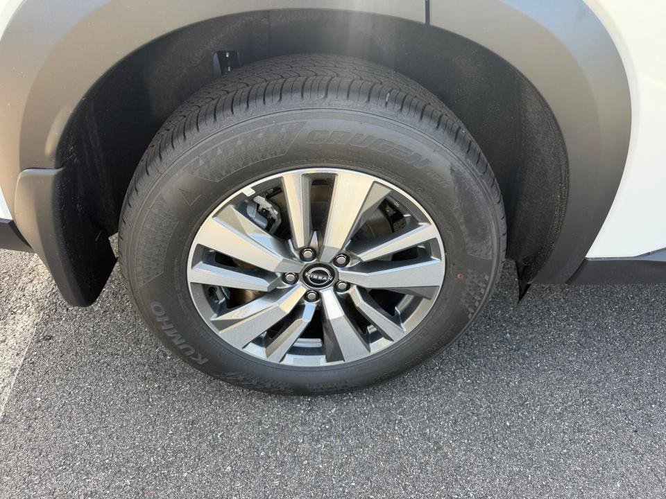 New 2026 Nissan Pathfinder SL FWD image 23