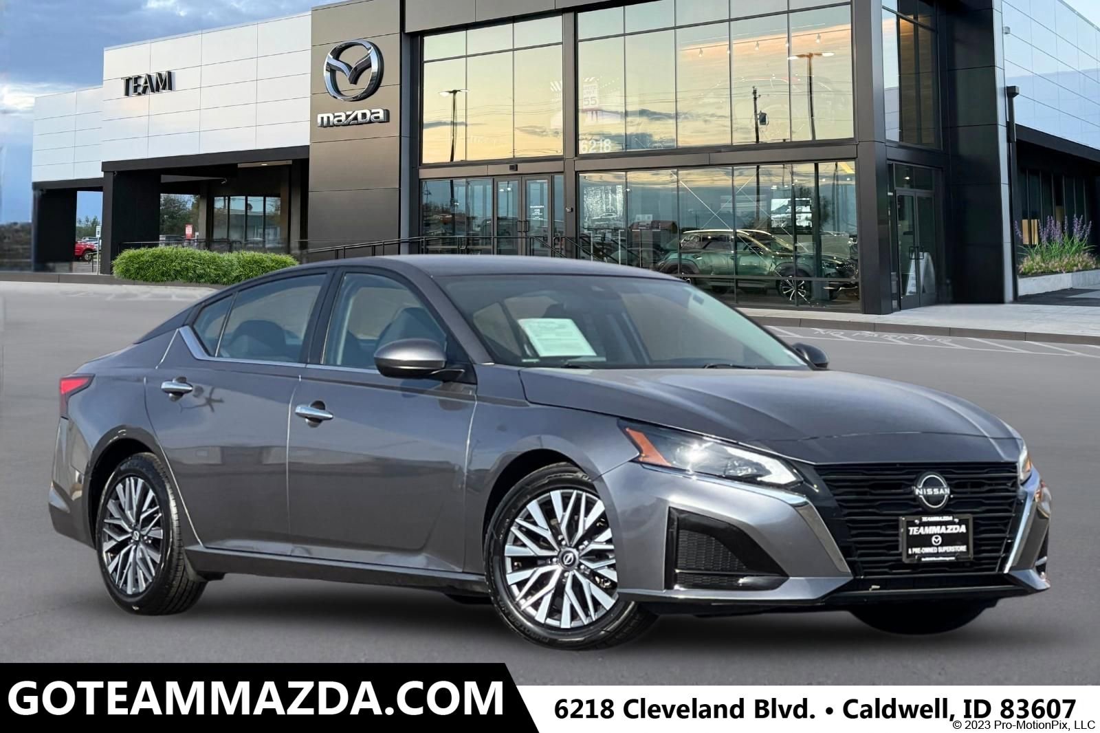 Used 2023 Nissan Altima 2.5 SV image 1