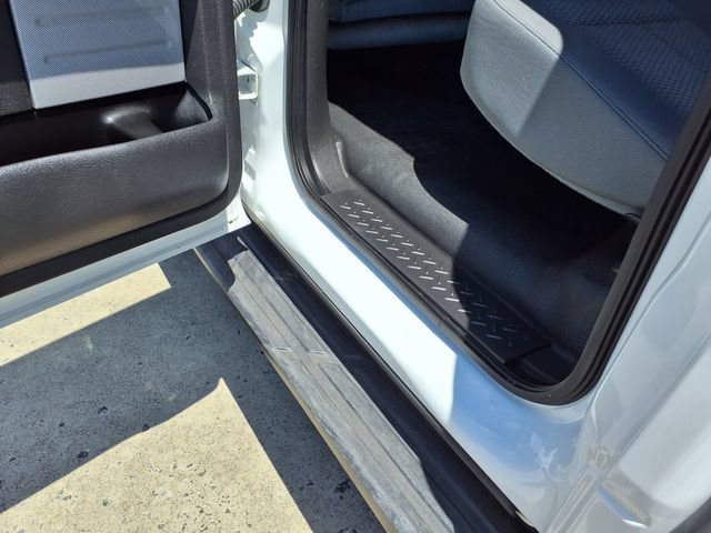 Used 2013 Ford F150 XL w/ Mid Equipment Group AWD/4WD image 10