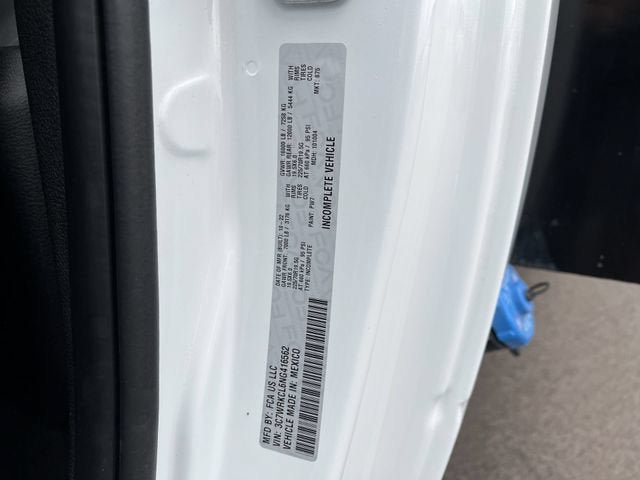 Used 2022 RAM 4500 Tradesman RWD image 30