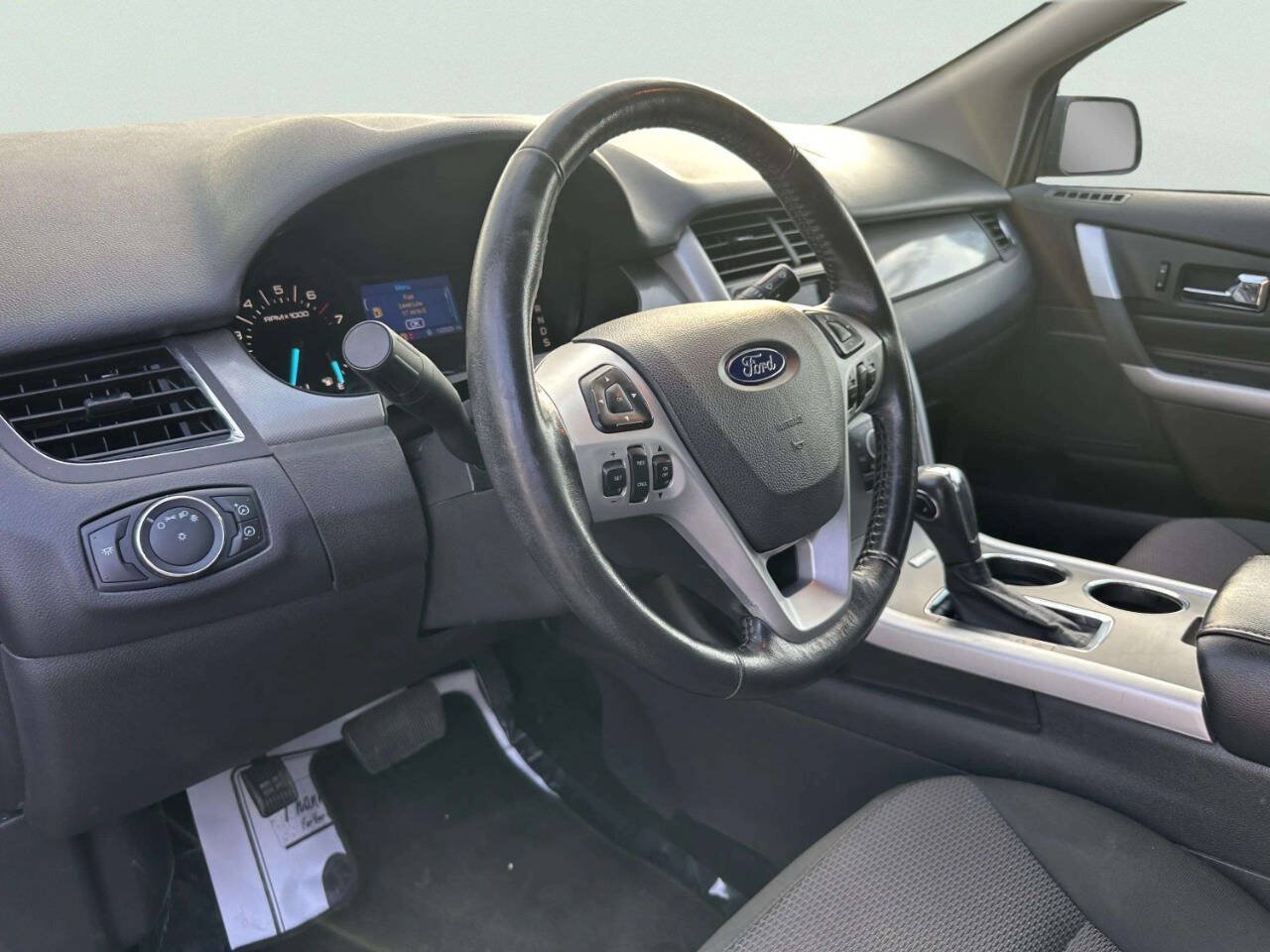 Used 2013 Ford Edge SEL FWD image 11