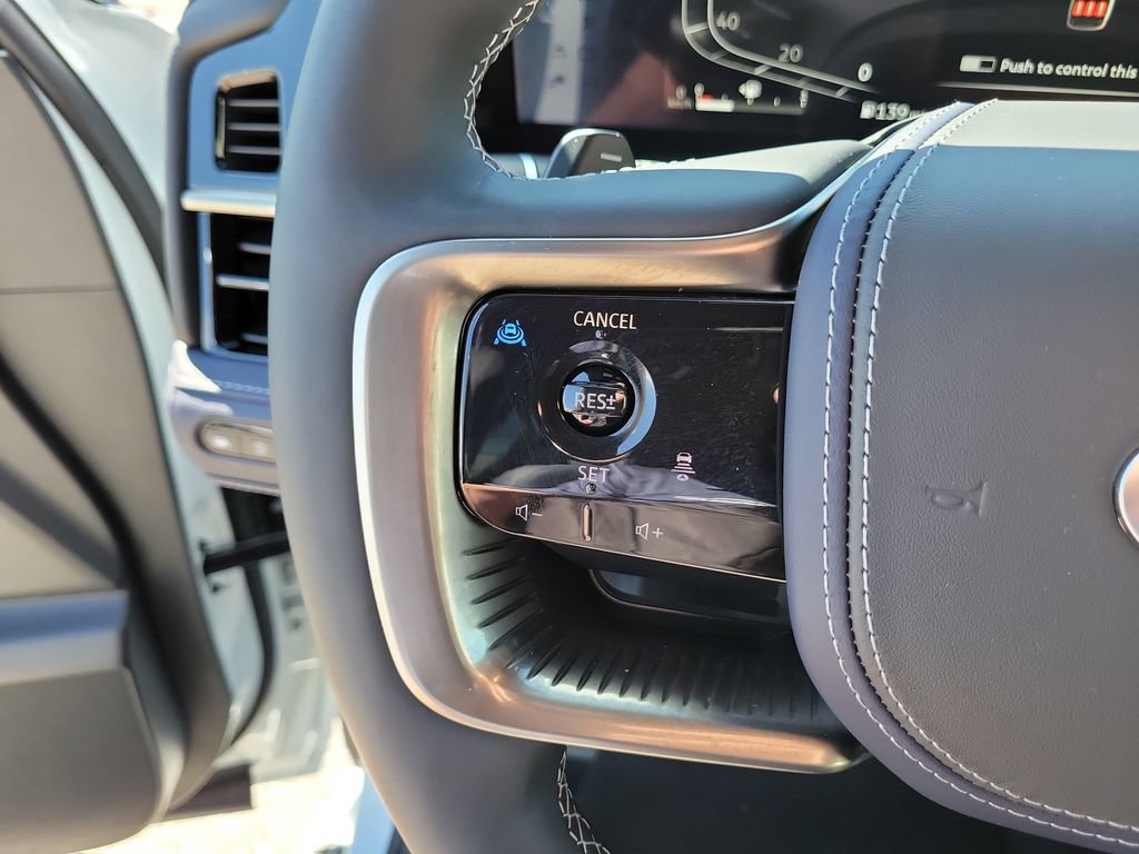 Used 2026 INFINITI QX80 4WD w/ Sport Exterior Package image 18