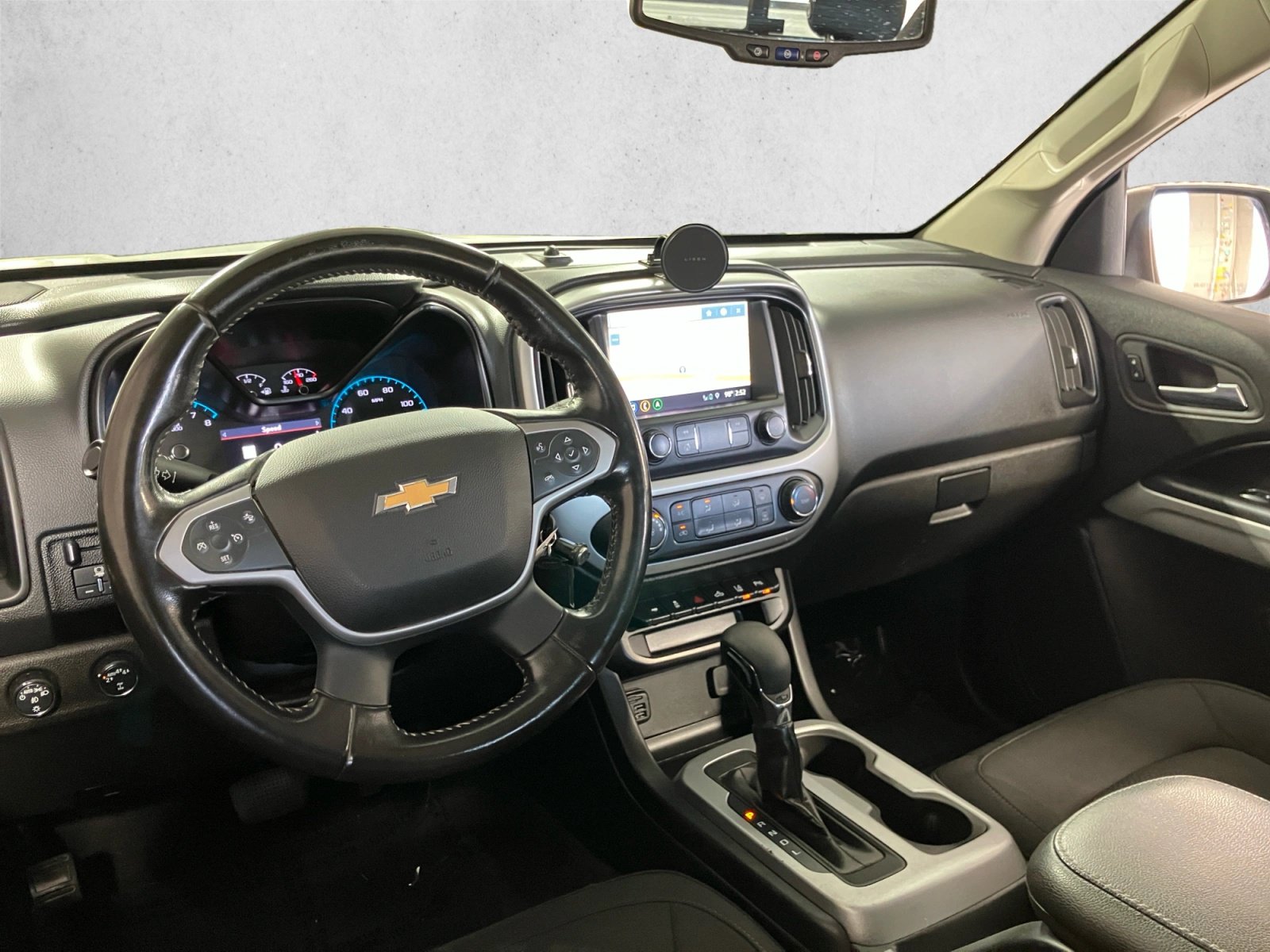 Used 2022 Chevrolet Colorado LT w/ Safety Package AWD/4WD image 10