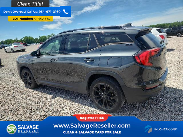 Used 2020 GMC Terrain SLE w/ Driver Convenience Package FWD image 3