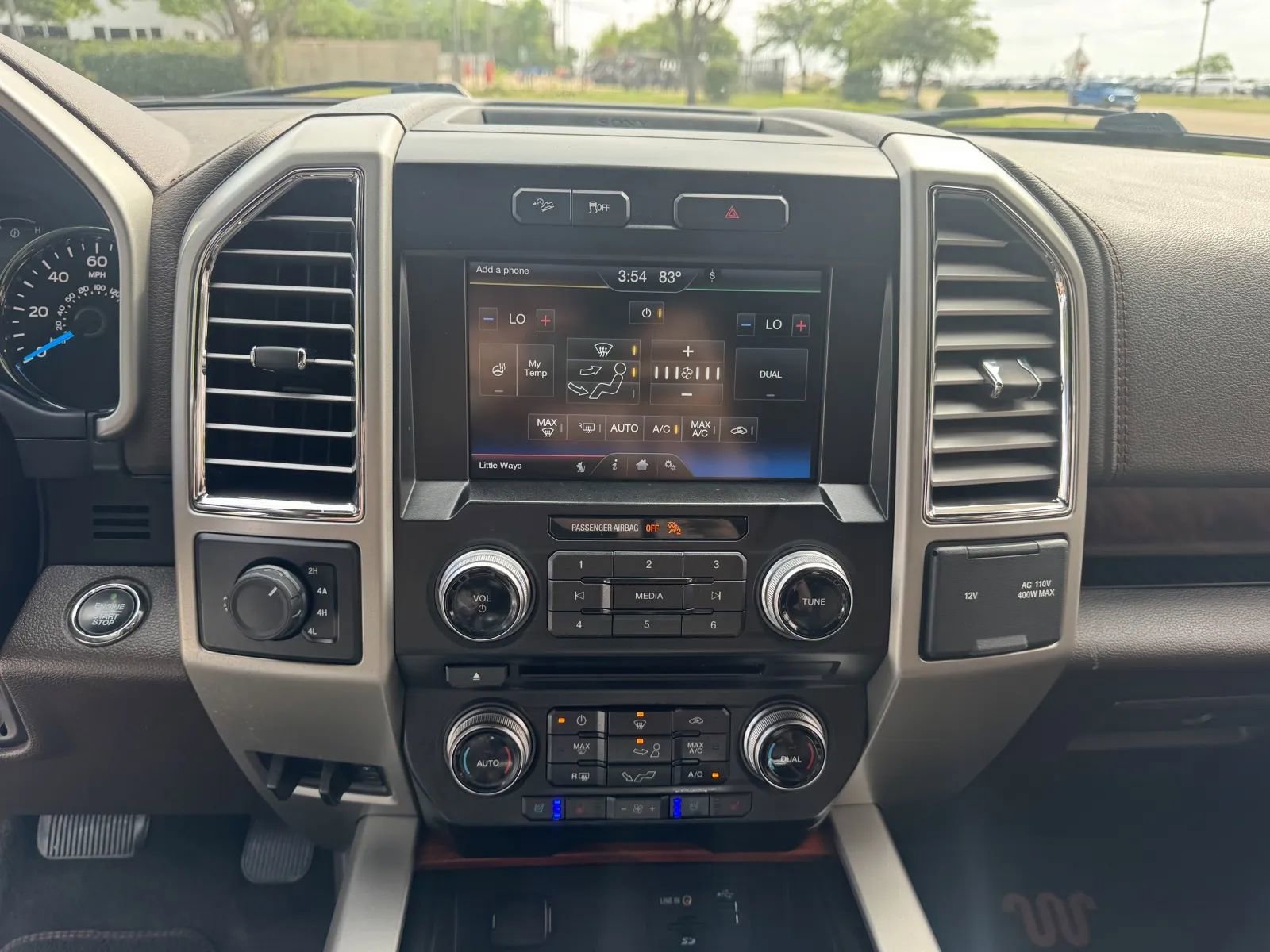 Used 2015 Ford F150 King Ranch w/ Equipment Group 601A Luxury AWD/4WD image 27