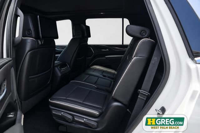 Used 2023 Cadillac Escalade Premium Luxury RWD image 15