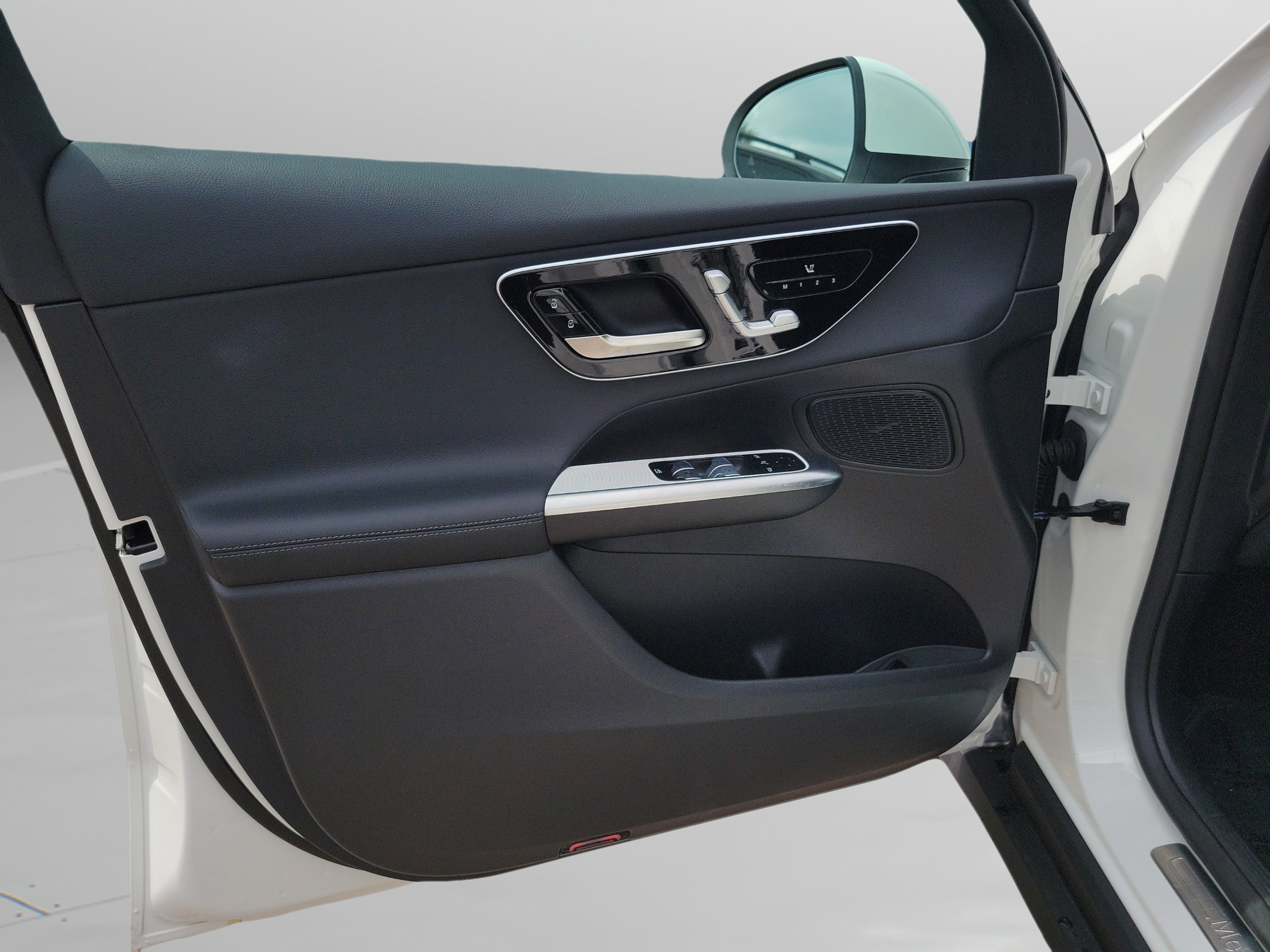 Certified 2026 Mercedes-Benz GLC 300 image 16