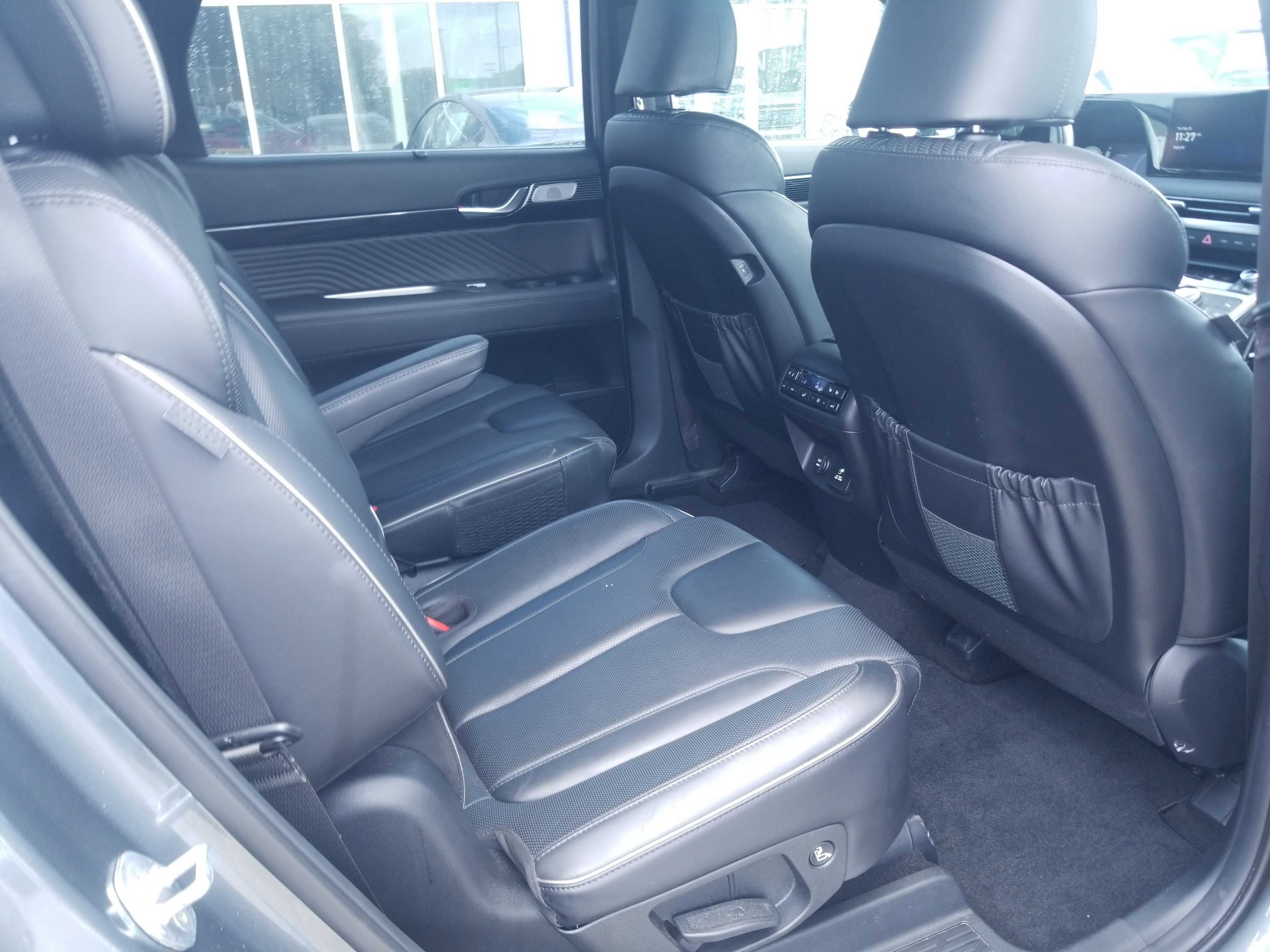 Used 2023 Hyundai Palisade Calligraphy FWD image 15
