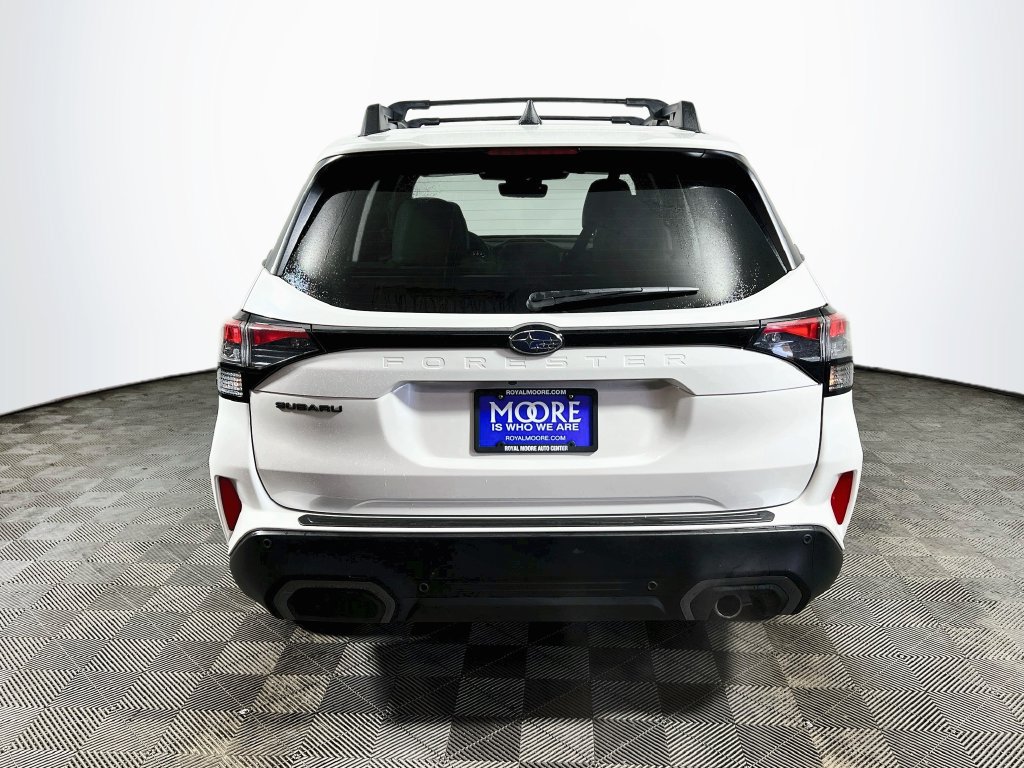 Used 2025 Subaru Forester Limited w/ Popular Package #2 AWD/4WD image 6