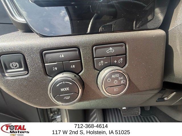 Used 2025 Chevrolet Silverado 2500 LT w/ Convenience Package AWD/4WD image 17