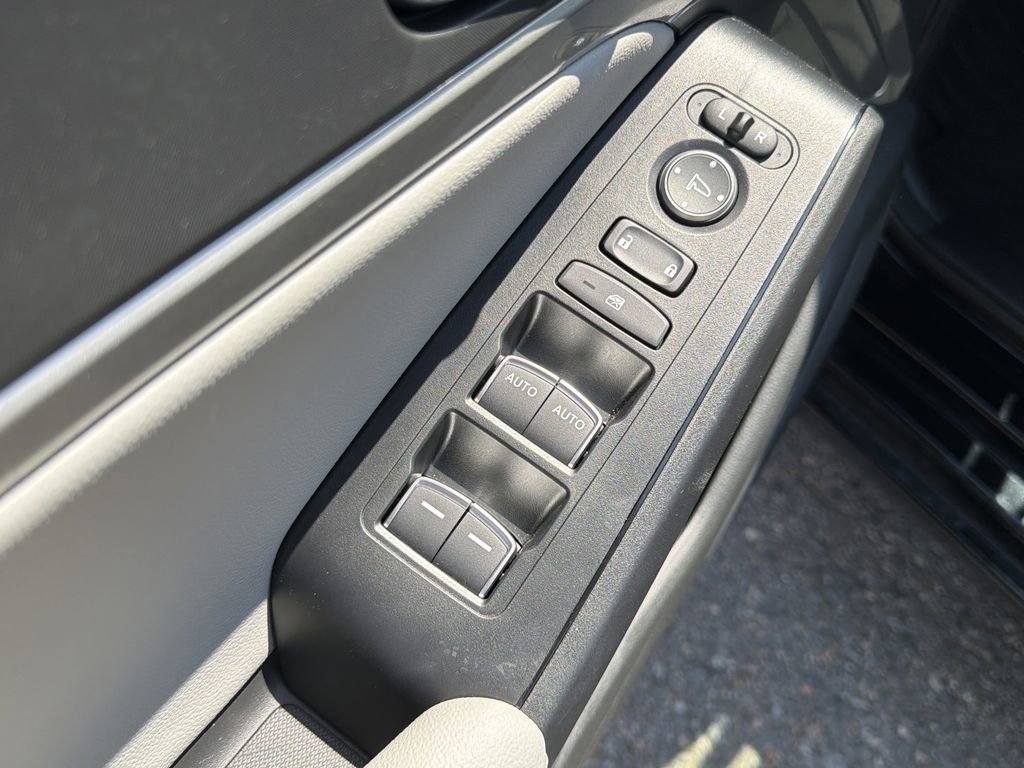 Used 2025 Acura Integra FWD image 21