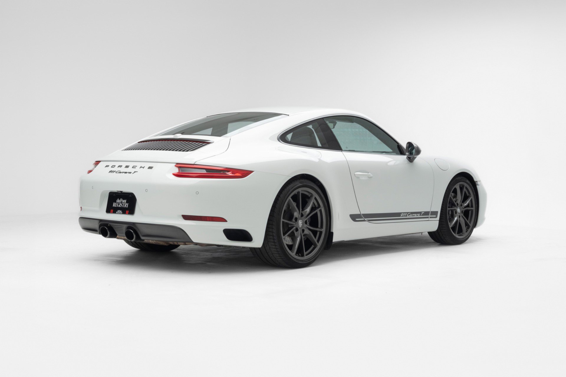 Used 2018 Porsche 911 Carrera T w/ Carrera T Interior Package RWD image 3