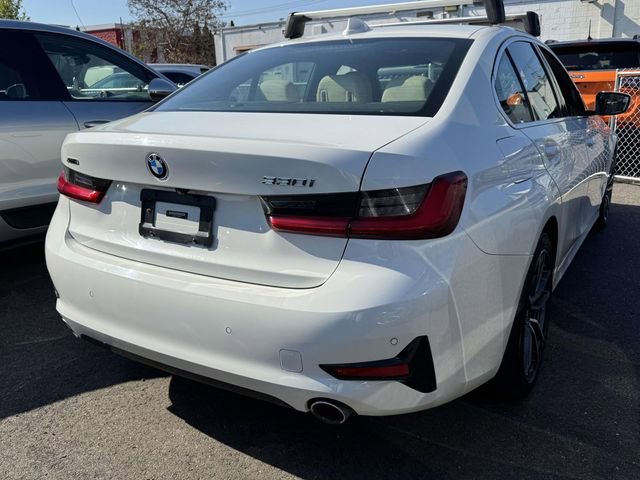 Used 2019 BMW 330i xDrive Sedan w/ Convenience Package AWD/4WD image 9