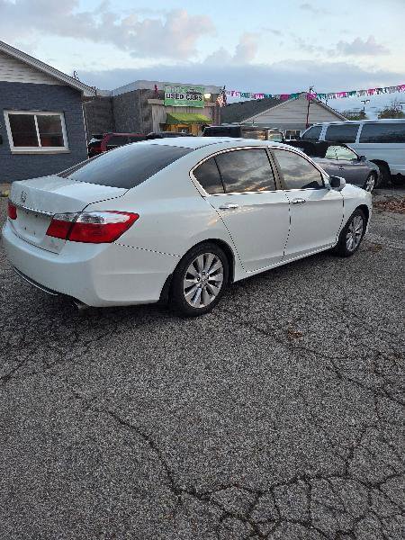 Used 2015 Honda Accord EX image 4