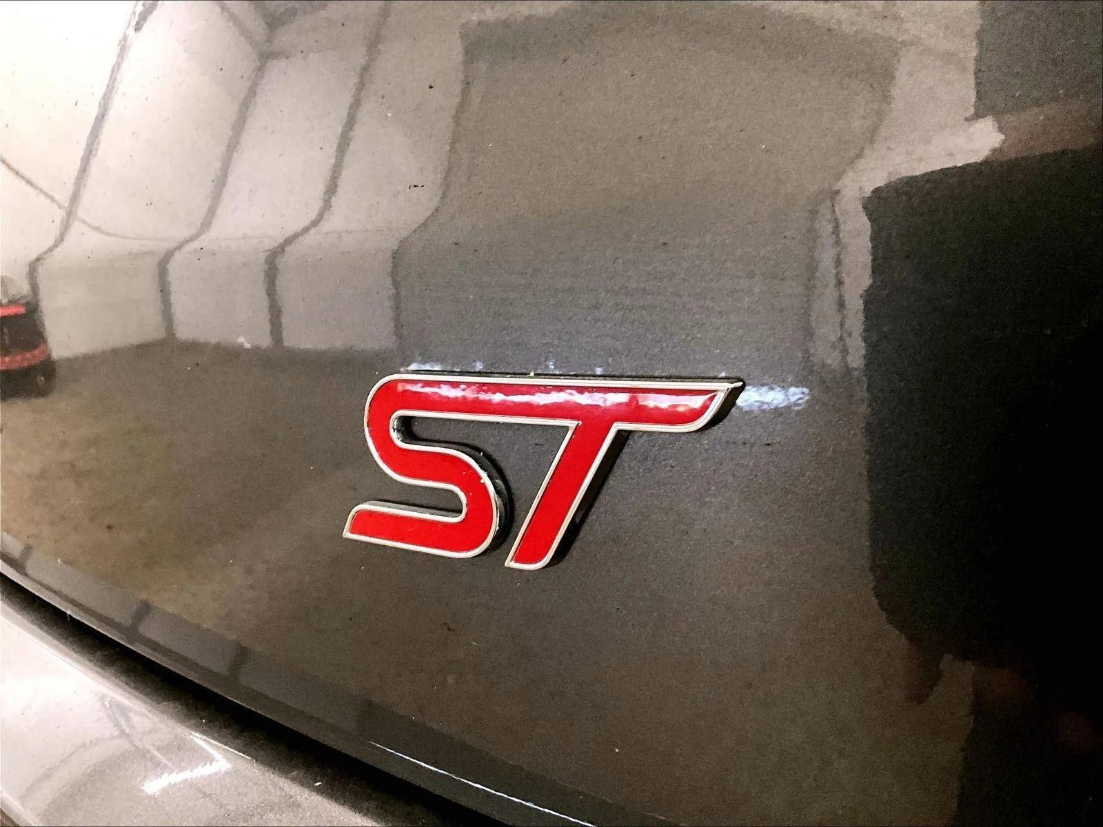 Used 2019 Ford Edge ST w/ Equipment Group 401A AWD/4WD image 13