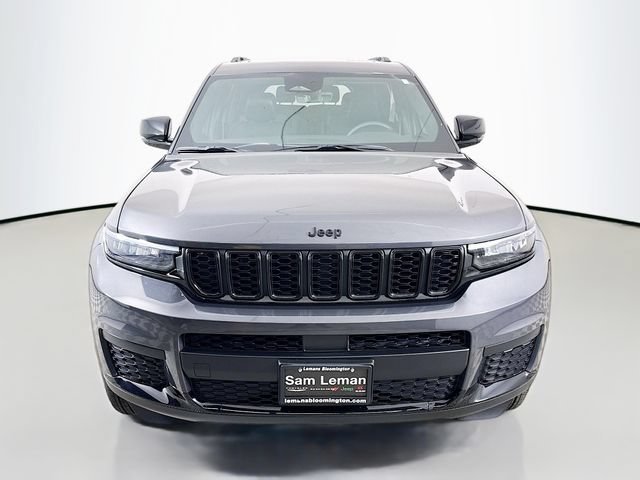 Used 2024 Jeep Grand Cherokee L Altitude AWD/4WD image 2