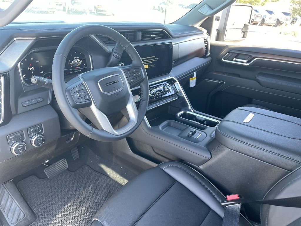New 2025 GMC Sierra 2500 Denali w/ Denali Reserve Package image 10