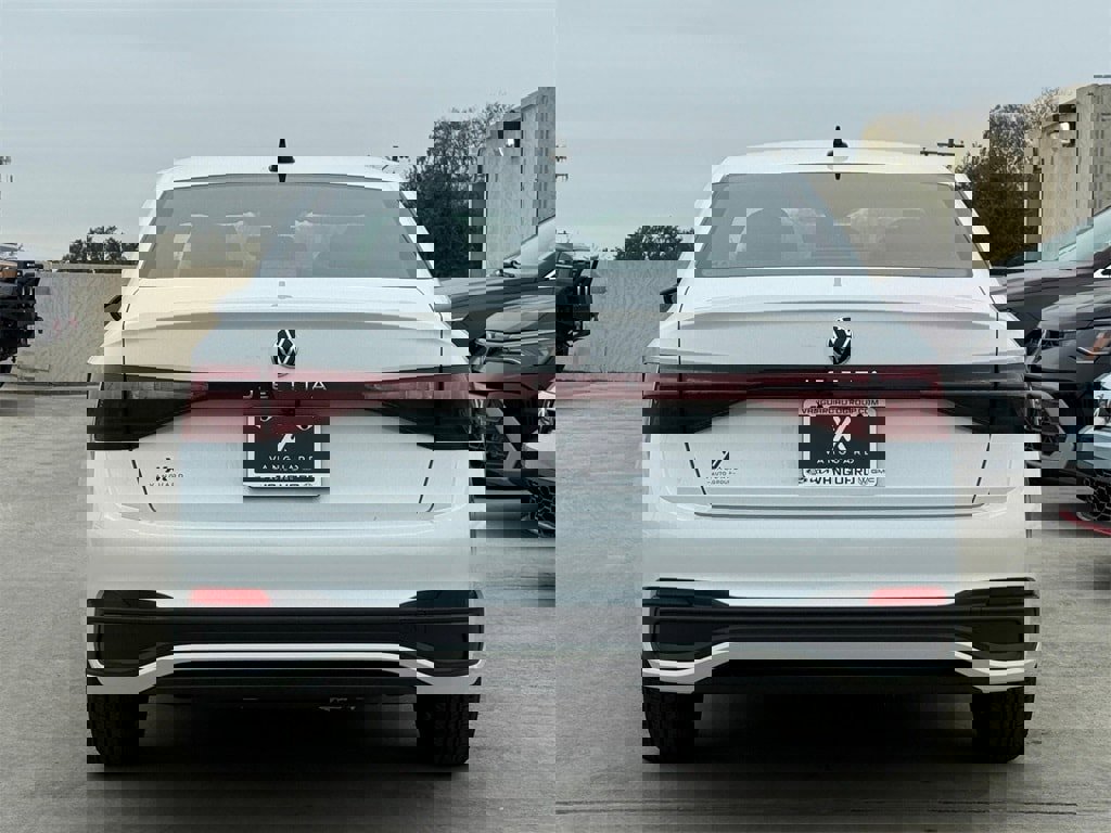 New 2026 Volkswagen Jetta Sport image 8