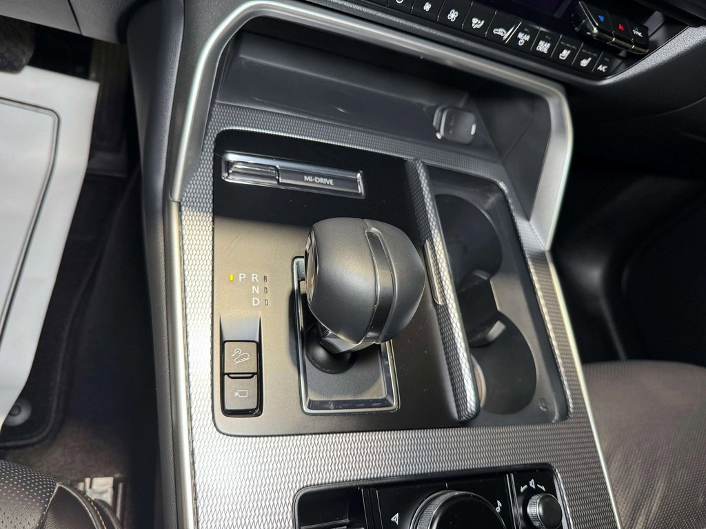 Used 2025 MAZDA CX-90 3.3 Turbo w/ Premium Plus Pkg image 16