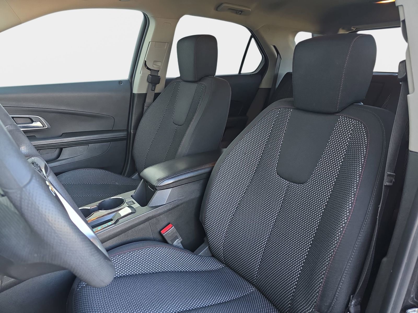 Used 2016 Chevrolet Equinox LT image 17