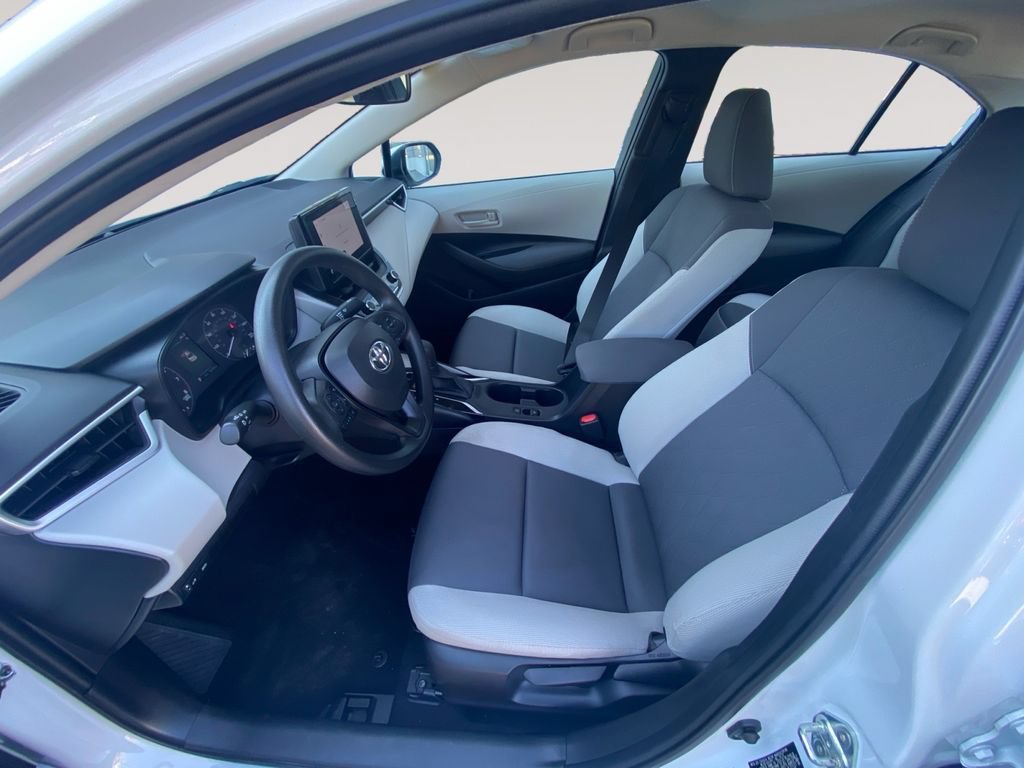 Used 2023 Toyota Corolla LE FWD image 7