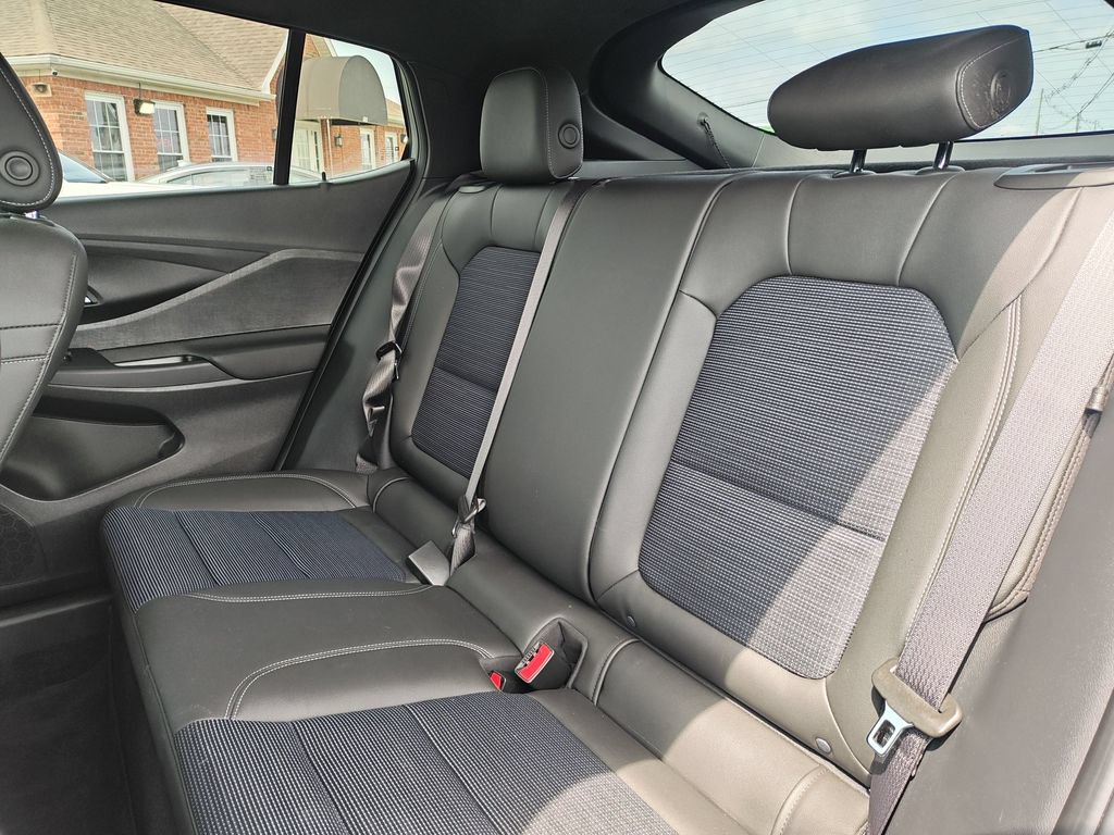 Used 2024 Buick Envista Preferred FWD image 14