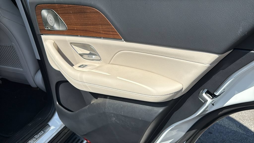 Certified 2025 Mercedes-Benz GLE 350 4MATIC image 16