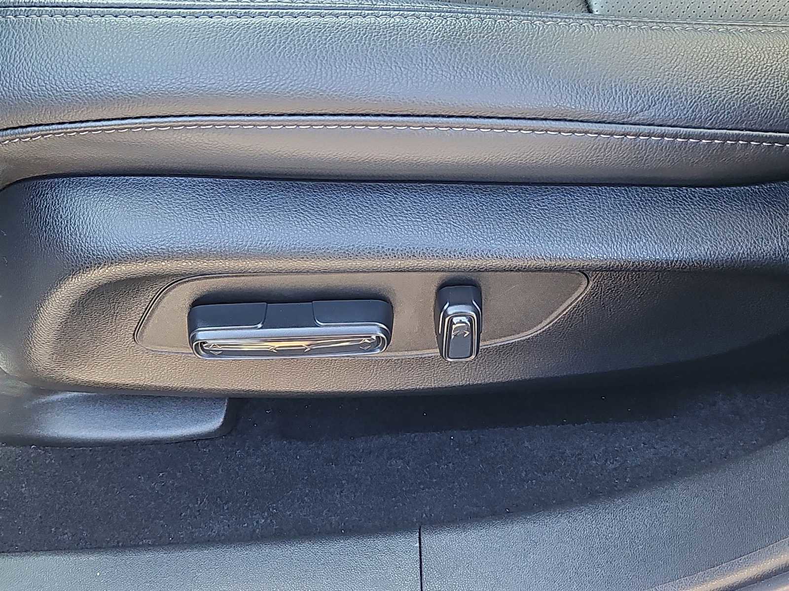 Used 2024 Honda HR-V EX-L image 19