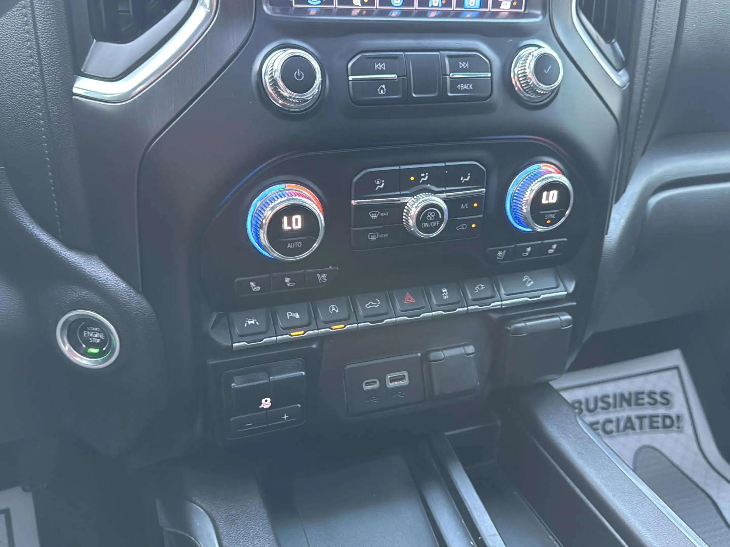 Used 2020 GMC Sierra 1500 AT4 w/ AT4 Premium Package image 10