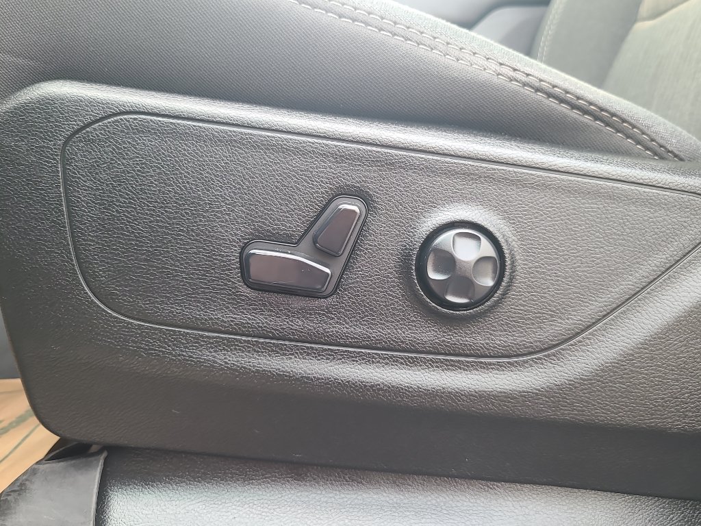 Used 2021 RAM 1500 Big Horn AWD/4WD image 15