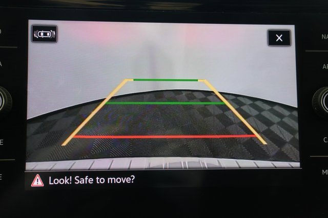 Used 2022 Volkswagen Atlas SEL image 18
