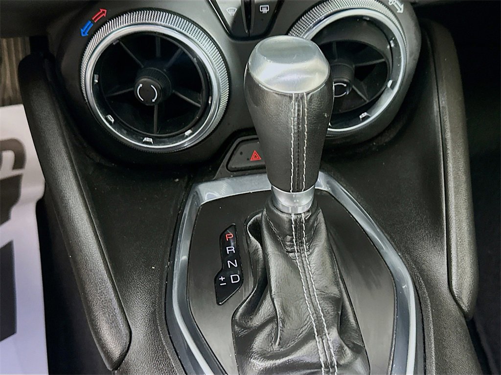 Used 2021 Chevrolet Camaro LT image 16