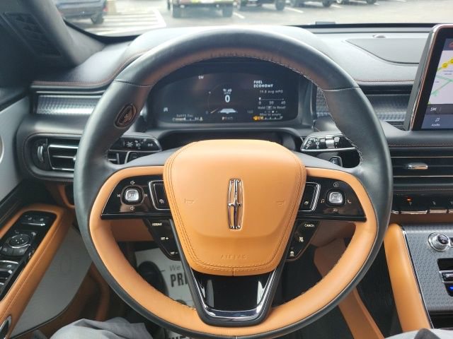 Used 2023 Lincoln Aviator Black Label image 10