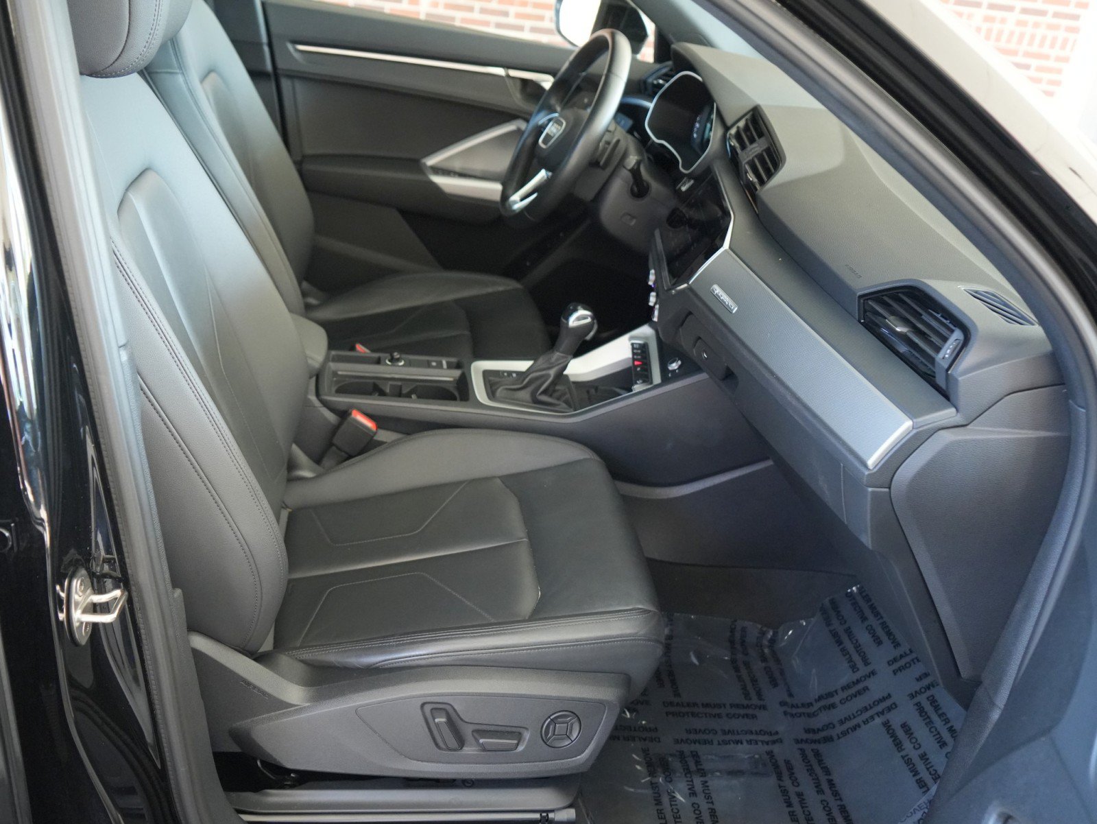 Used 2024 Audi Q3 2.0T Premium AWD/4WD image 38