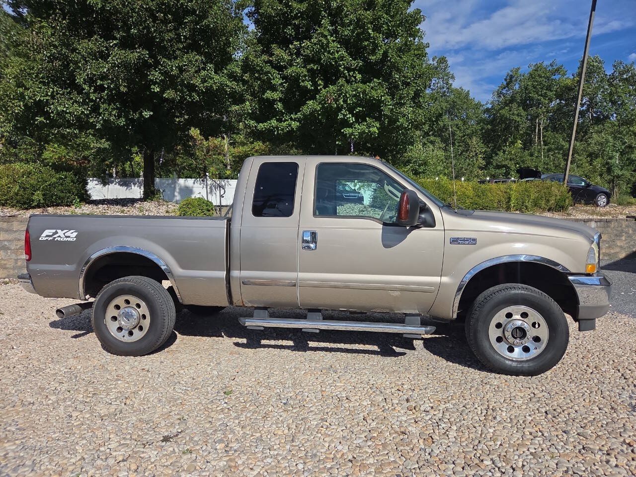Used 2004 Ford F250 Lariat AWD/4WD image 8