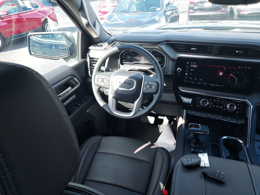Used 2025 GMC Sierra 1500 Denali w/ Denali Reserve Package AWD/4WD image 15