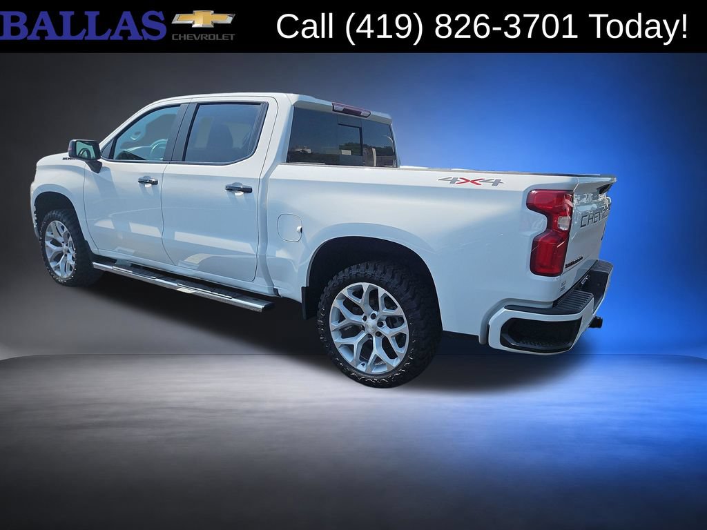 Certified 2022 Chevrolet Silverado 1500 RST w/ Redline Edition AWD/4WD image 3