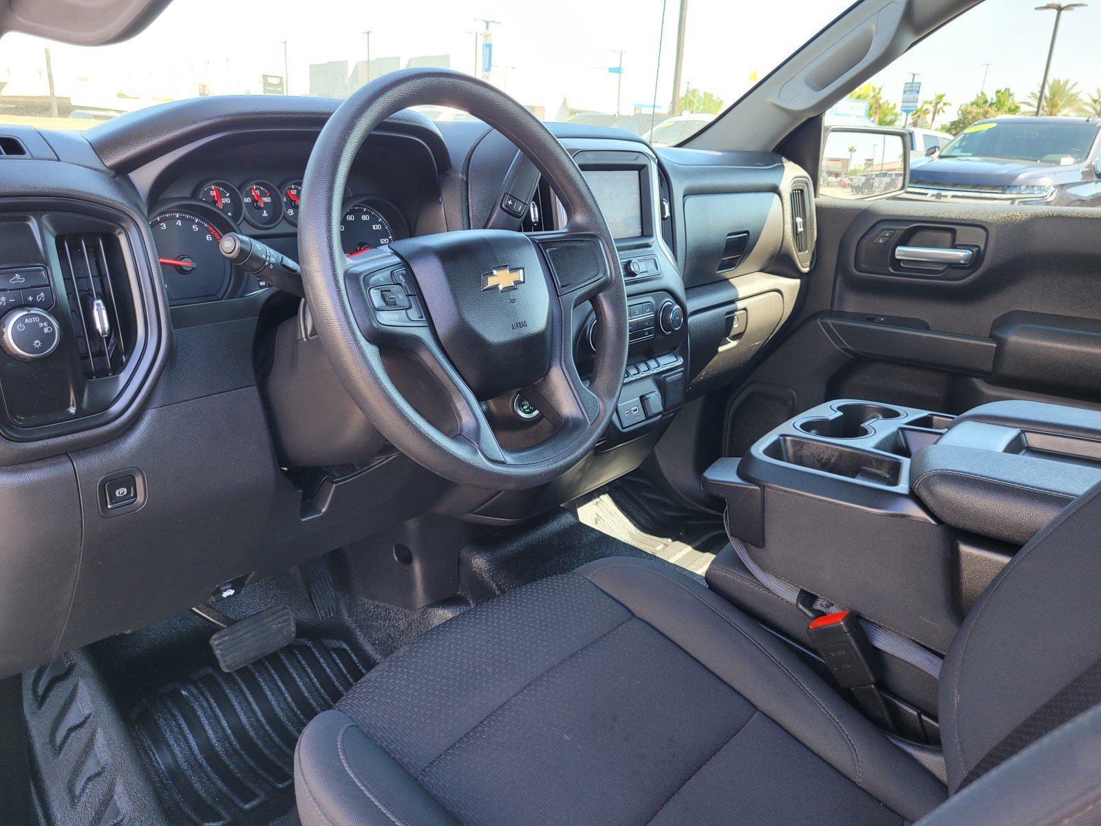 Used 2025 Chevrolet Silverado 1500 W/T RWD image 10