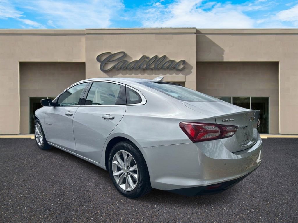 Used 2022 Chevrolet Malibu LT FWD image 5