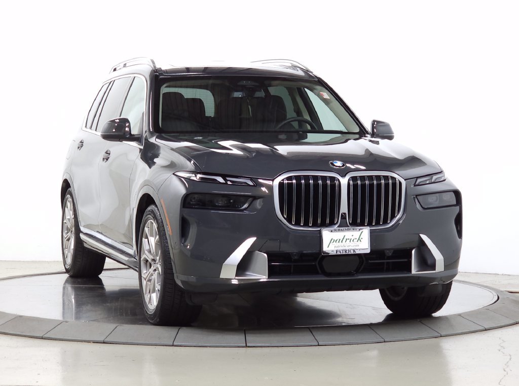 Used 2026 BMW X7 xDrive40i w/ Premium Package AWD/4WD image 1