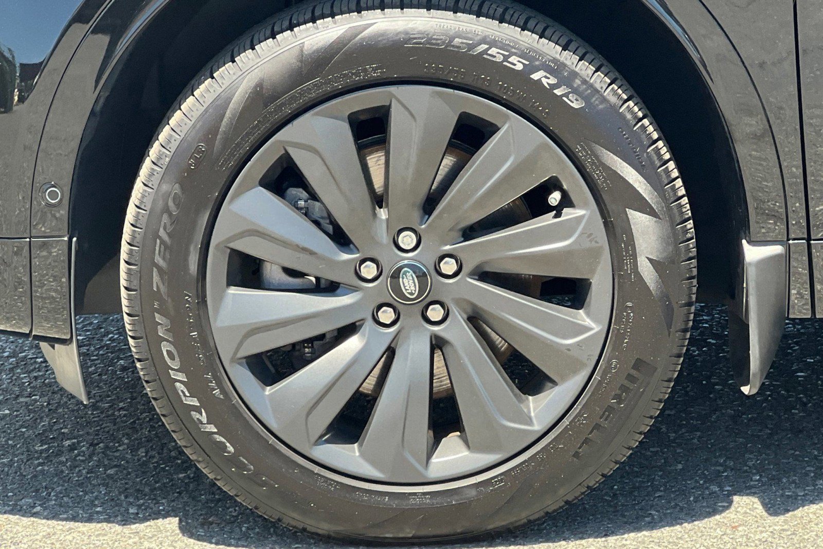 Certified 2025 Land Rover Discovery Sport S AWD/4WD image 11