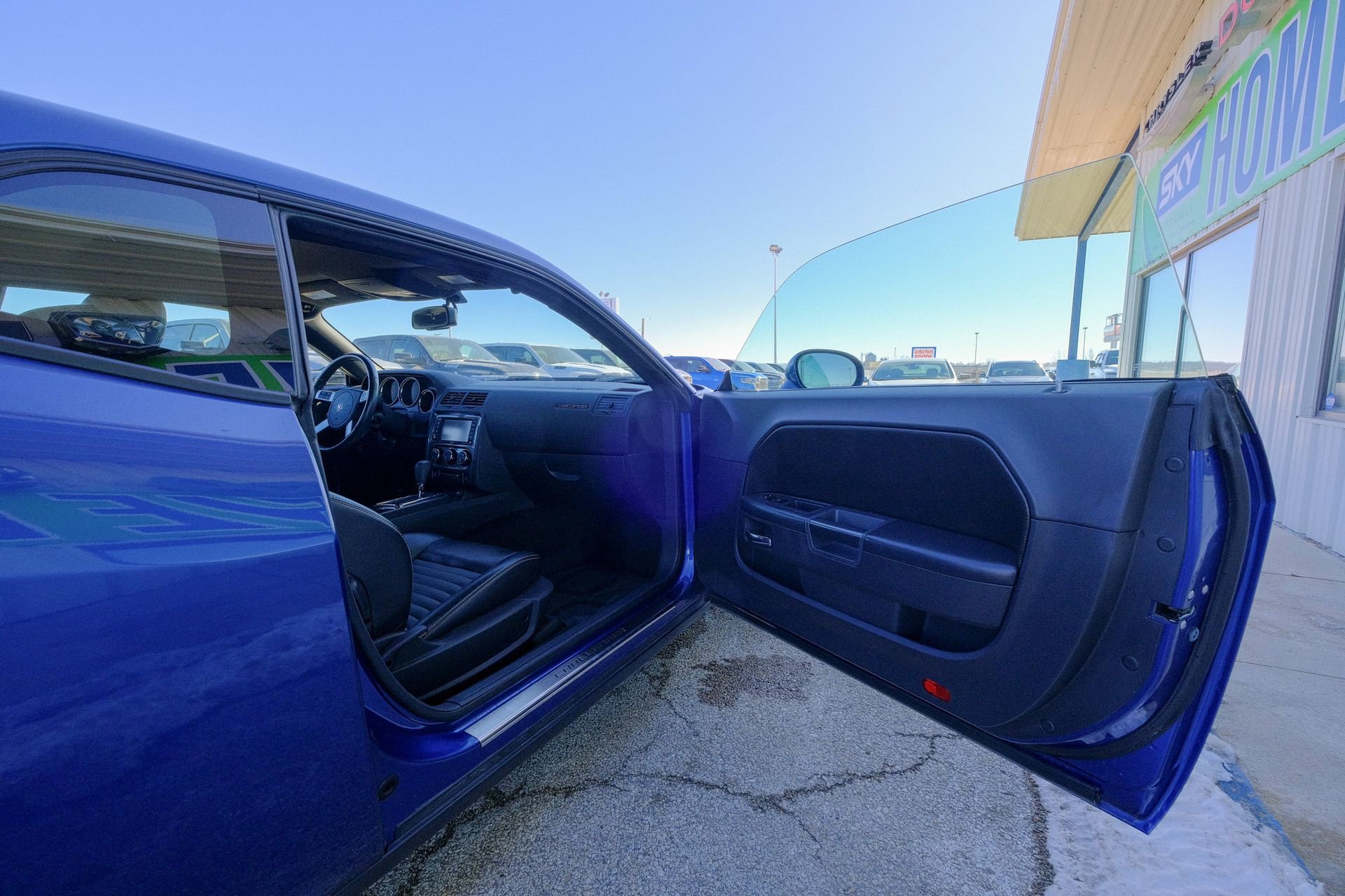 Used 2009 Dodge Challenger R/T image 16