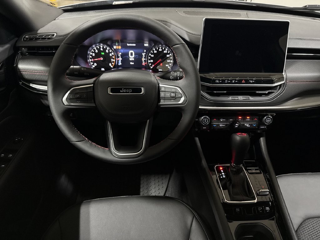New 2026 Jeep Compass Trailhawk AWD/4WD image 11