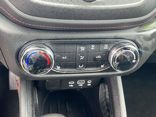 Used 2023 Chevrolet TrailBlazer RS FWD image 30