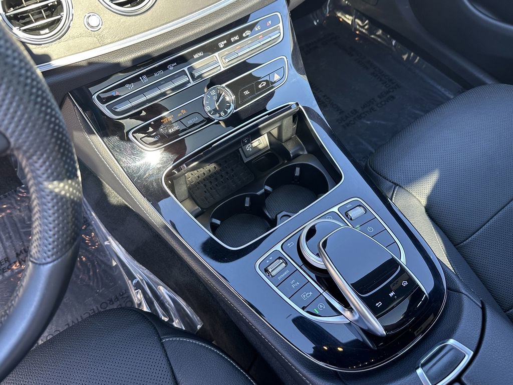 Used 2017 Mercedes-Benz E 300 image 32