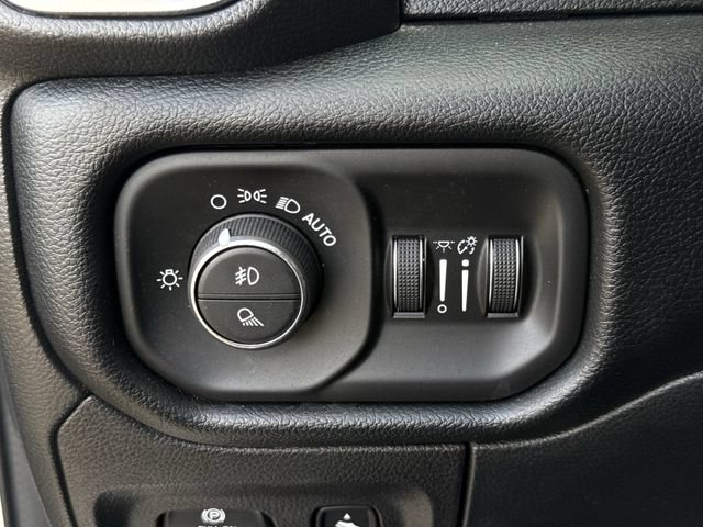 Used 2022 RAM 1500 Laramie AWD/4WD image 24